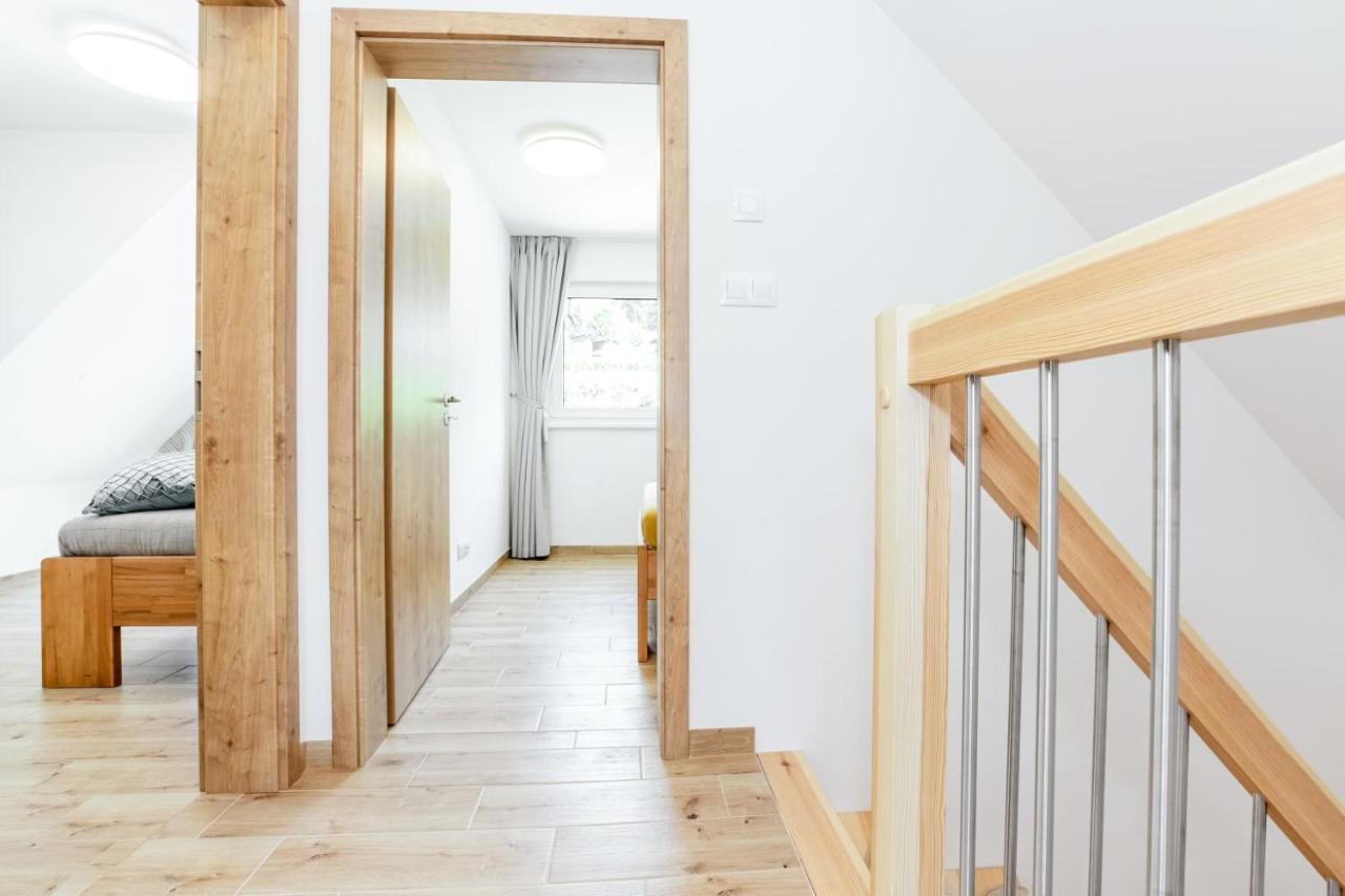 Apartmany Karlovy Dvory Horní Planá Exterior foto