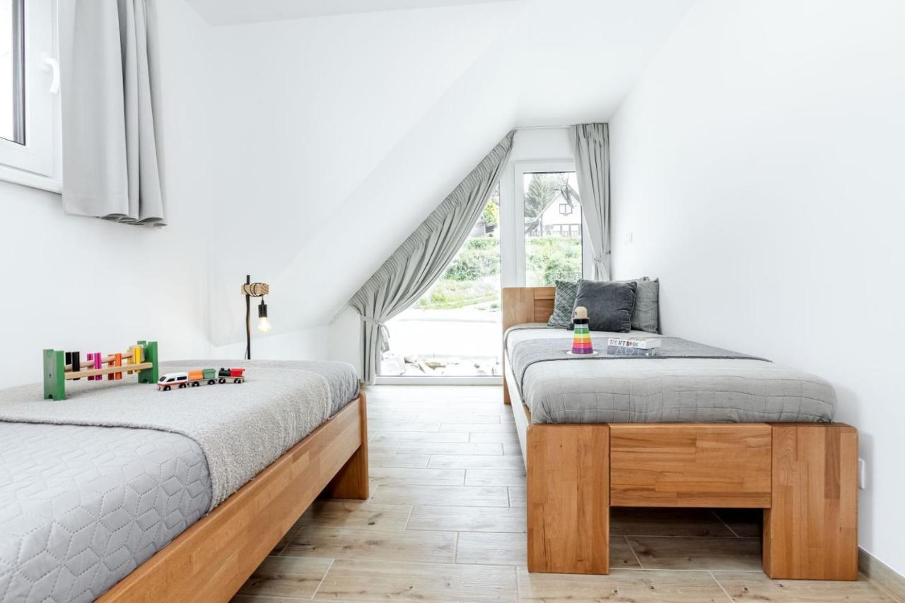 Apartmany Karlovy Dvory Horní Planá Exterior foto