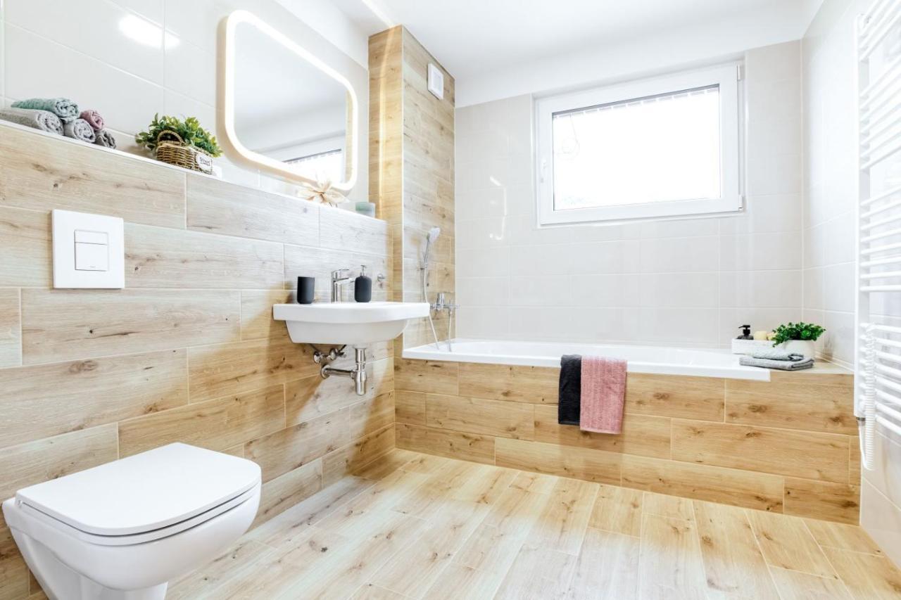 Apartmany Karlovy Dvory Horní Planá Exterior foto