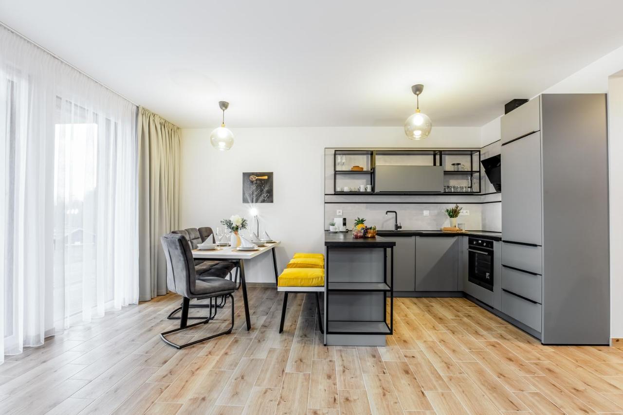 Apartmany Karlovy Dvory Horní Planá Exterior foto