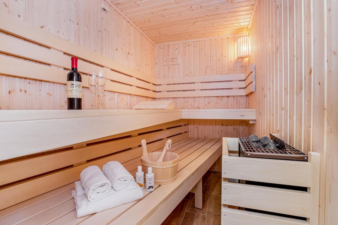 Apartmany Karlovy Dvory Horní Planá Exterior foto